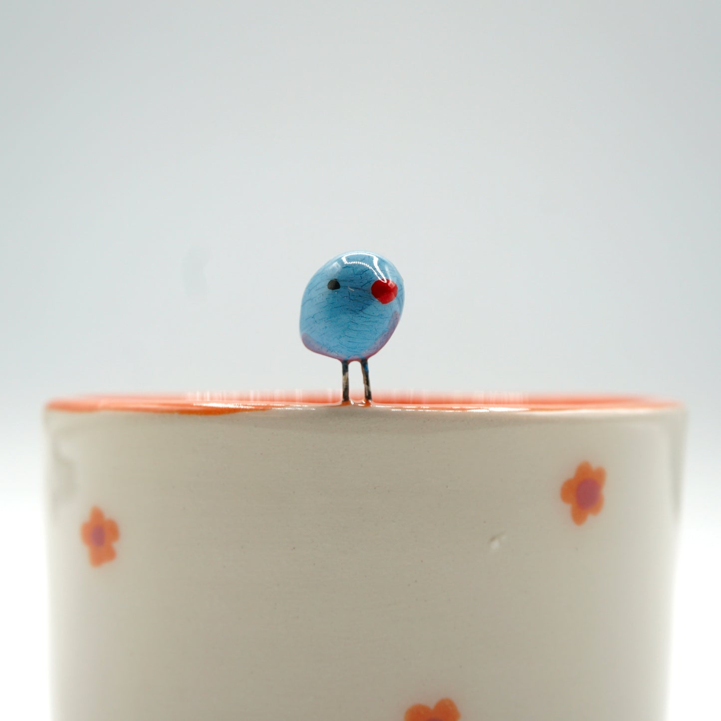 Tazzina “Birds” in ceramica con uccellino - decoro Fiorellini